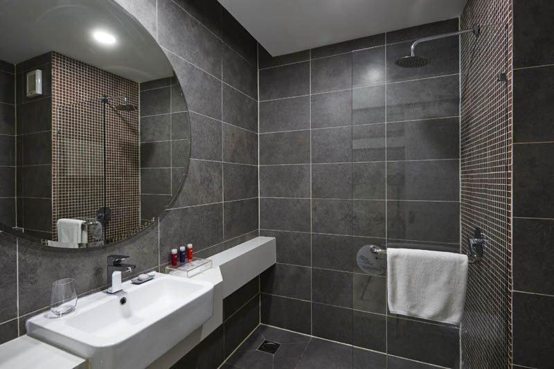 Q Damansara By Trillionz Hotel Petaling Jaya Exterior photo